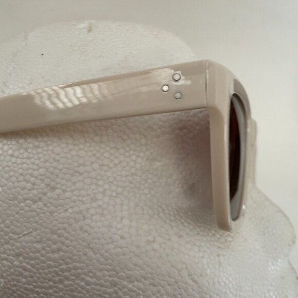 Cream White Oversized Square Sunglasses - Picture 3 of 12